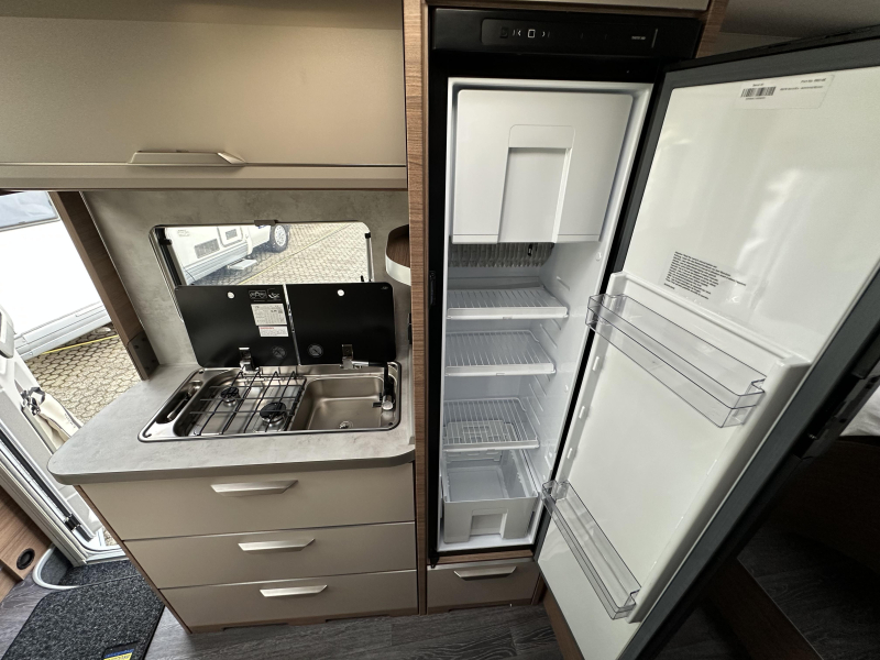 Knaus Van I 650 MEG AUTOMAAT COMPACT 180 PK  foto: 8