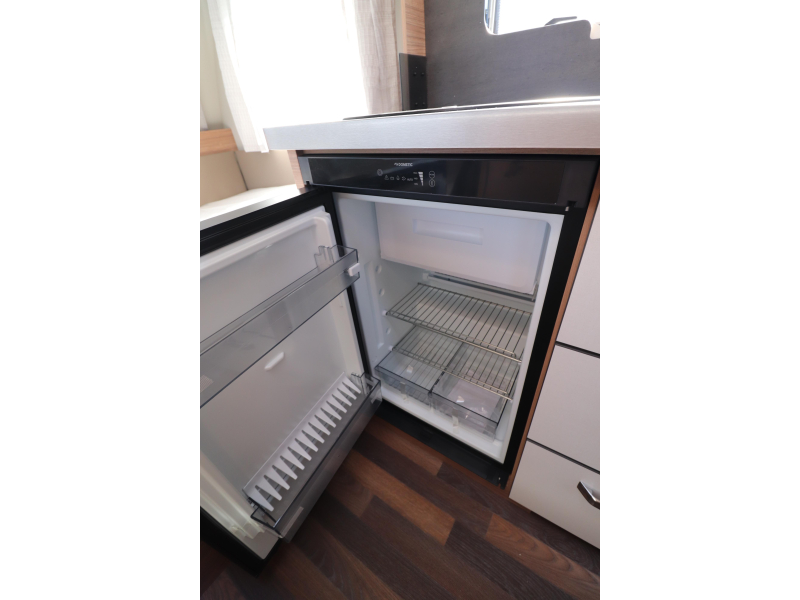 Weinsberg CaraOne Edition HOT 390 QD MEGA KORTING / 597  foto: 12