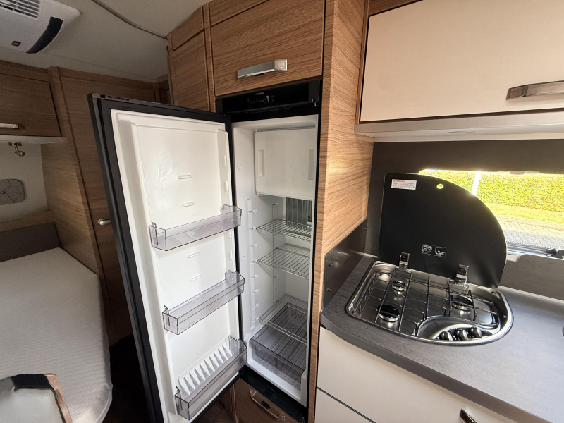 Weinsberg CaraOne Edition HOT 500 FDK Stapelbed/Airco/Mover  foto: 11