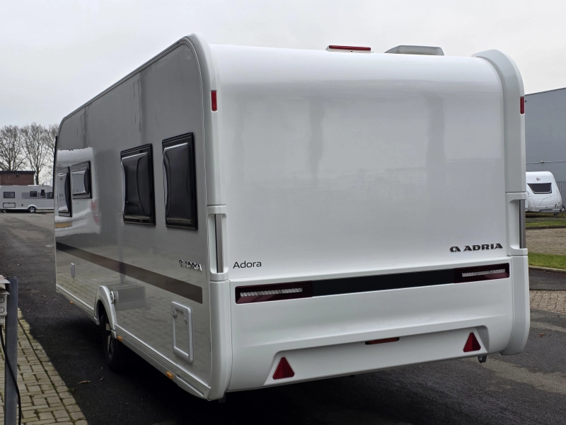 Adria Adora 572 UT Alde verwarming 