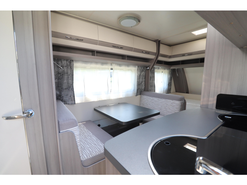 Hobby On Tour 470 KMF BJ'20 - Als nieuw  foto: 13