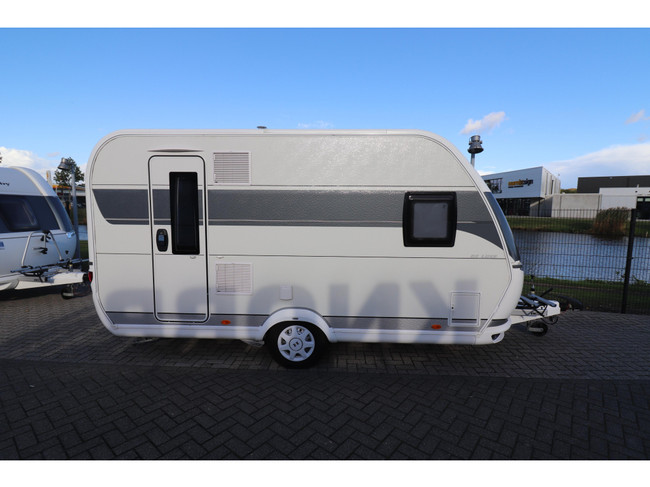 Hobby De Luxe 400 SFE Mover / Voortent foto: 5