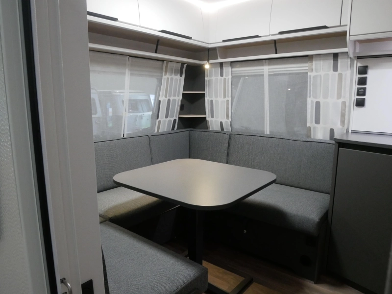 Fendt Apero 495 SFB GRATIS MOVER 