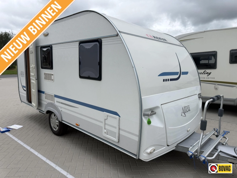 Adria Altea 432 PX Fietsendrager - voortent  foto: 0