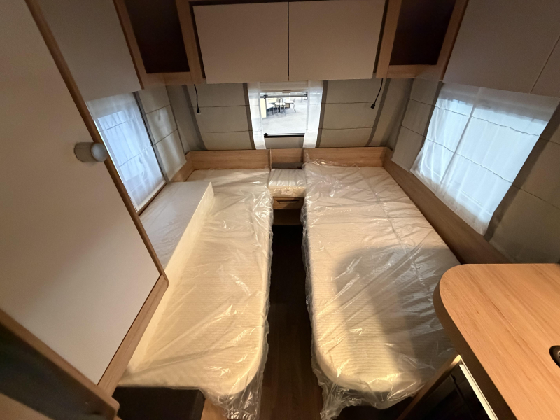 Knaus Sport 500 EU enkele bedden  foto: 10