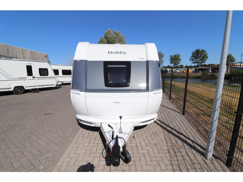 Hobby De Luxe 490 KMF MODEL 2027 - 935 