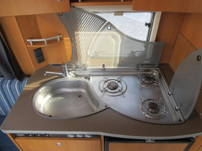 Dethleffs Camper 500 DB ZEE VAN RUIMTE - EN MOVER  foto: 12