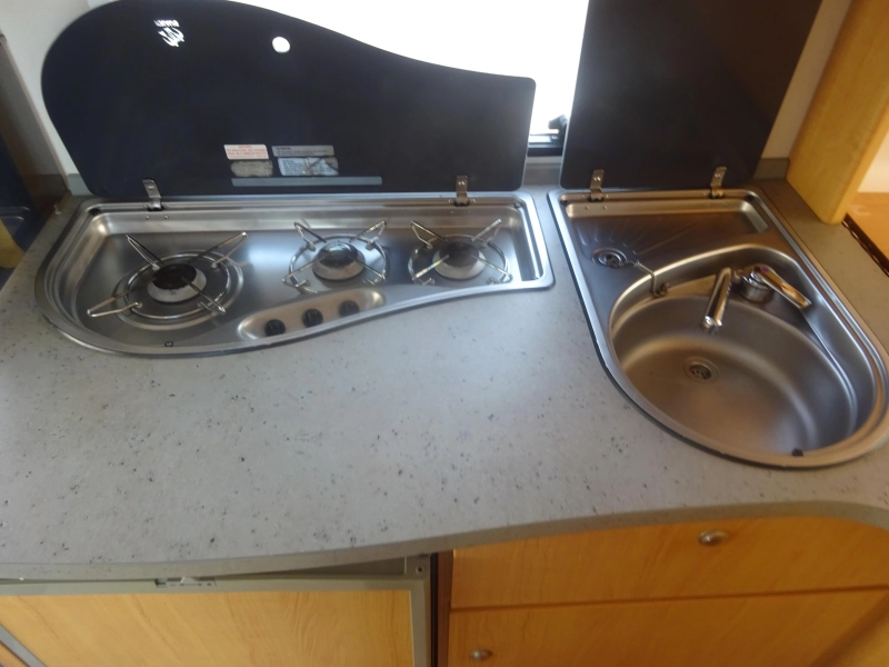 Knaus Sudwind 450 FU  foto: 13