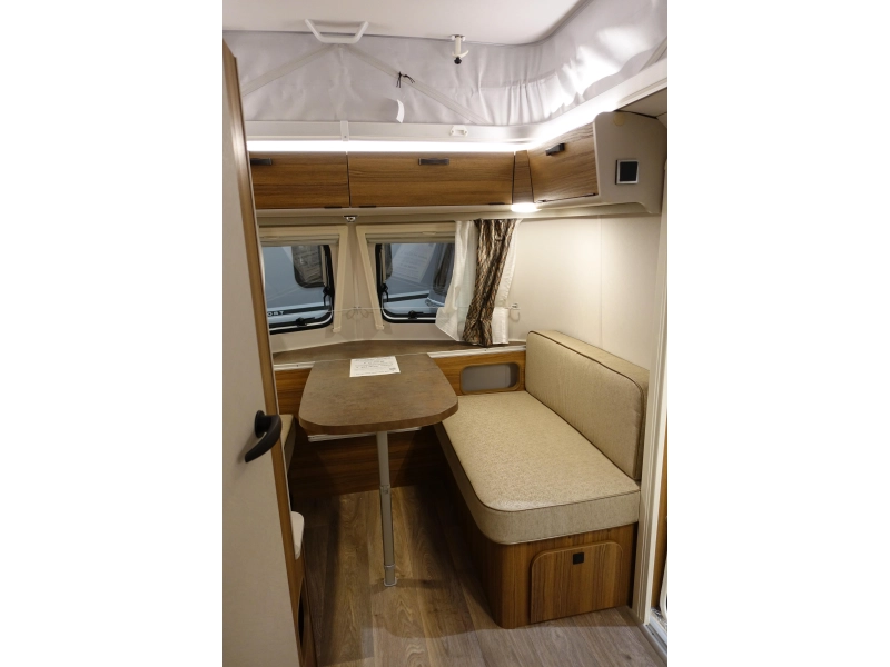 Eriba Touring 530 super compleet af fabriek  foto: 5