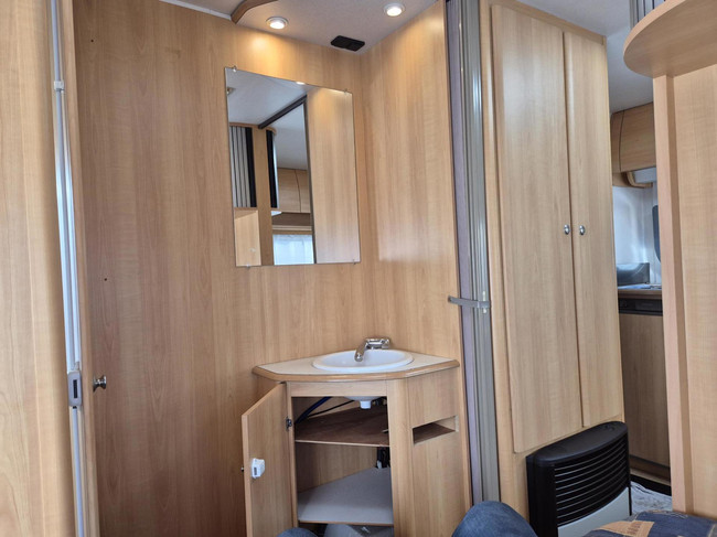 HOME-CAR 406H - Racer 39 + grote luifel 2e eig. Erg netjes foto: 16