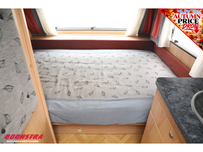 Bürstner Belcanto 440 TS Fietsendrager Dwarsbed Middenkeuken Dwarsbed Treinzit foto: 12