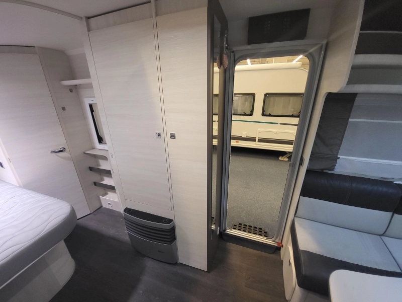 Caravelair Artica 465 mover, voortent, luifel  foto: 11