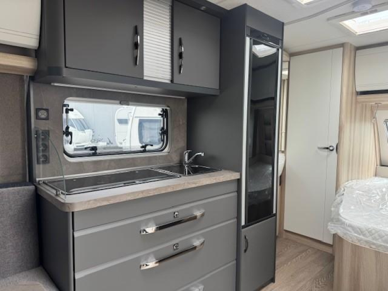 Hobby De Luxe 460 UFE 45 jaar editie  foto: 7