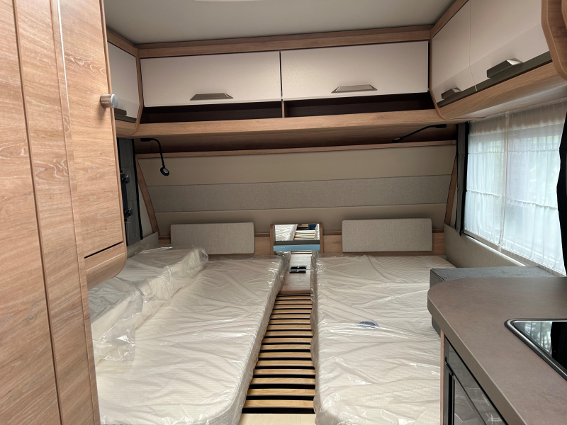 Knaus Sudwind Black Selection 500 EU 2026 ENKELE BEDDEN 