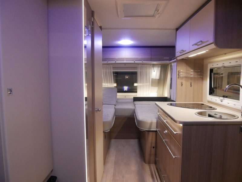 Caravelair Allegra 450 mover, fietsenrek  foto: 6