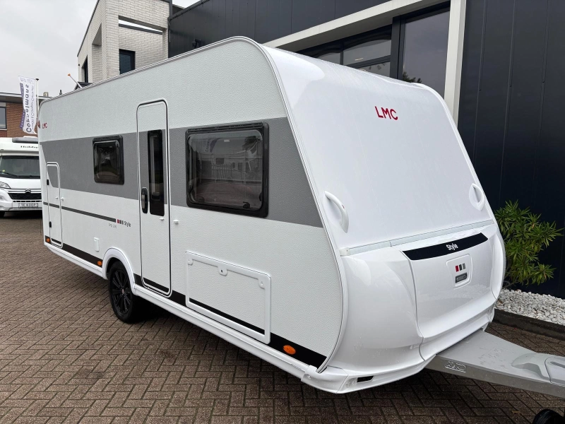 LMC Style 490 K model 2027, stapelbed  foto: 7