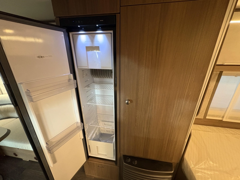 Tabbert Cazadora 490 TD rondzit / fransbed  foto: 12