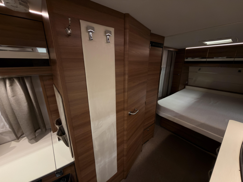 Dethleffs Nomad 530 DR Mover+Luifel+Fiets+Voort  foto: 7