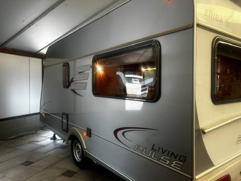 Eriba Living Pulse 440 mover, luifel  foto: 13