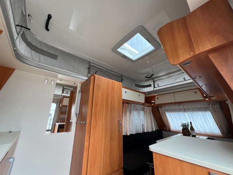 Kip Kompakt 37 EK mover, voortent, luifel  foto: 14