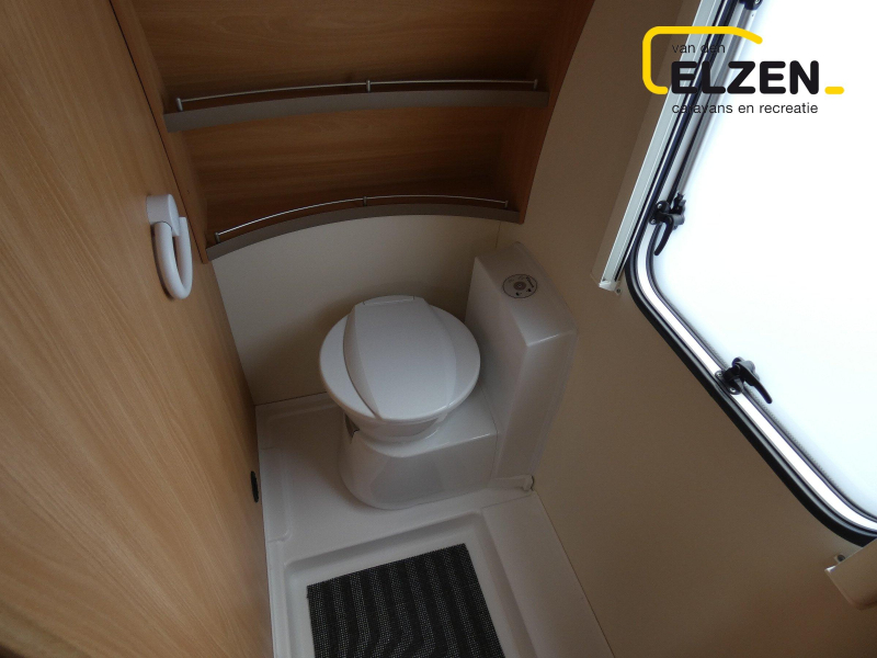 Knaus Sudwind Silver Selection 500 FU mover, luifel/ tent Unico  foto: 20