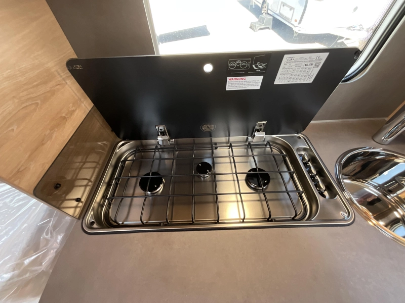 Knaus Sudwind Black Selection 460 EU ENKELE BEDDEN-DESIGN  foto: 11