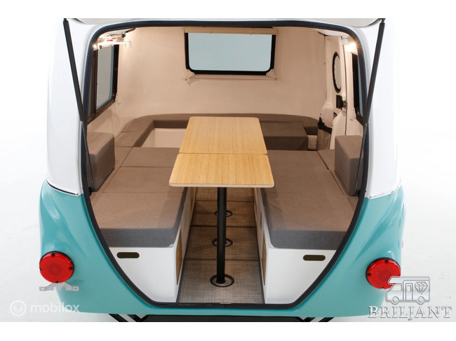 happier camper HC1 Caravan zeer uniek enigste in europa foto: 10