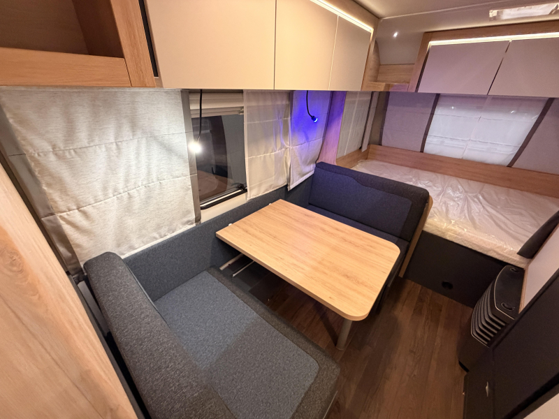Knaus Sport 500 QDK 1800KG + Stappelbed  foto: 9