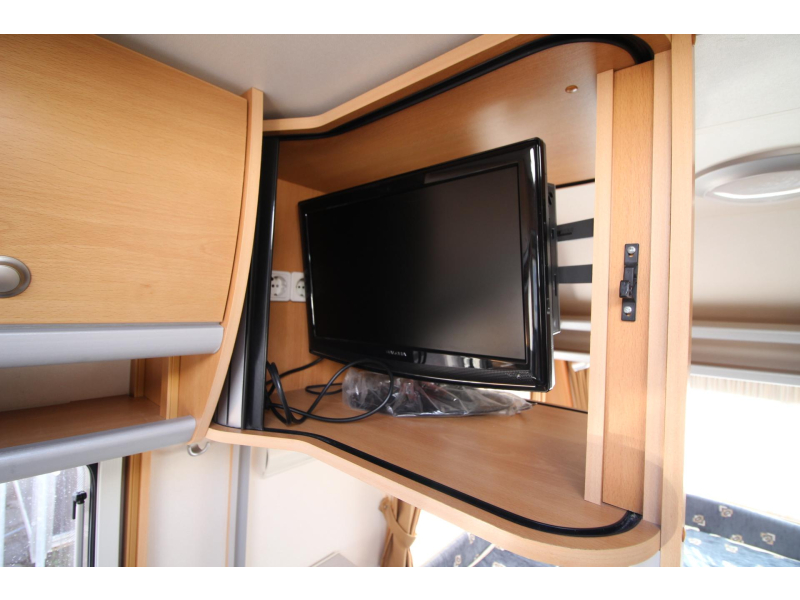 Kip Navigator 44 TDB Vloerverw Mover, Voortent  foto: 13
