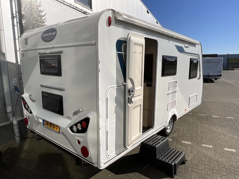 Caravelair Alba Family 466 STAPELBED-VOORTENT 