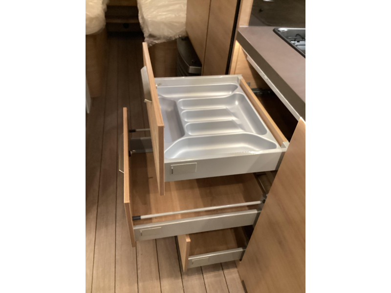 Knaus Sudwind Black Selection 540 UE modeljaar 2026  foto: 14