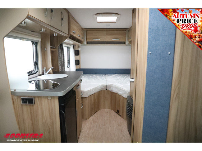 Eriba Nova Light 442 Elegance Luifel Middenkeuken Lengtebed LMV foto: 11