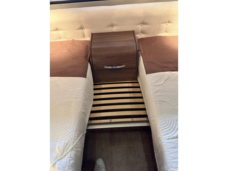 Bürstner Trecento 525 TL 2 BEDDEN RONDZIT TOPSTAAT  foto: 4