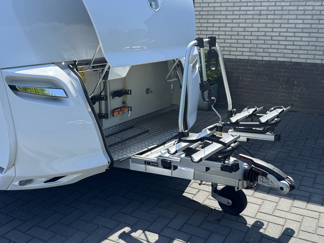 Tabbert Da Vinci 460E ENKELE BEDDEN **Mover/Zakluifel/Fietsendrager/Duo-Control/Vloerverwarming/Compleet/Zeer nette caravan** foto: 13