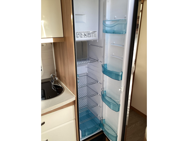 Hobby De Luxe 460 UFE omnistor  foto: 7