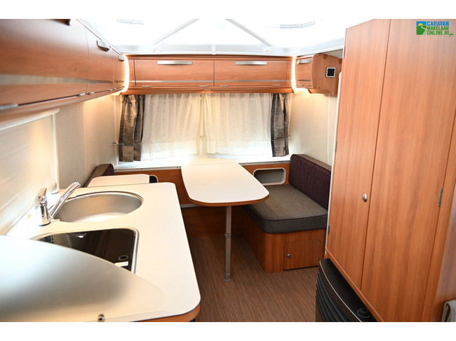Eriba Touring Triton 418GT foto: 15