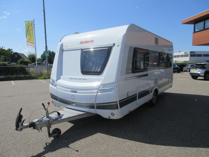 Dethleffs Generation 465 FR UNIEK MODEL, VASTE LUIFEL  foto: 21