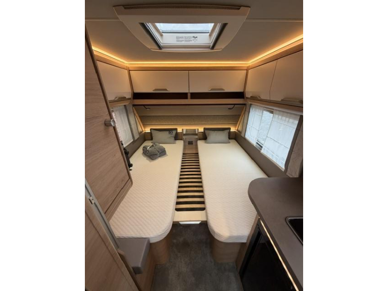 Knaus Sudwind 60 Years 500 EU Incl. Mover en Luifel  foto: 17