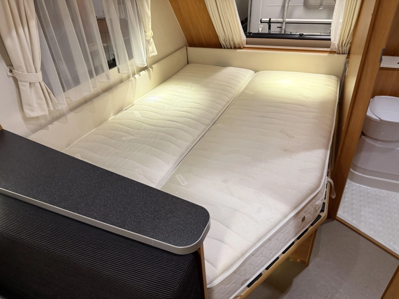 Kip Isa White 41 TDB FRANSBED VOORTENT MOVER  foto: 18