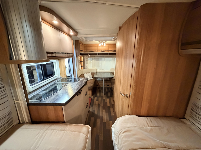 Tabbert Vivaldi 460 E Bj 16 Enkele bedden LUXE  foto: 8