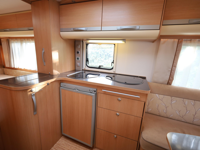 Adria Adora 492 UP mover | voortent | luifel  foto: 7