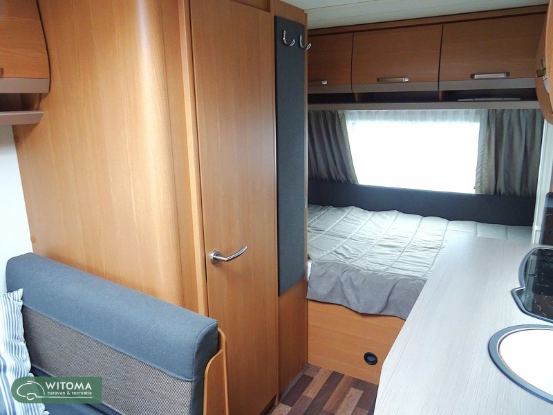 Knaus Sport 420 QD voortent luifel  foto: 3