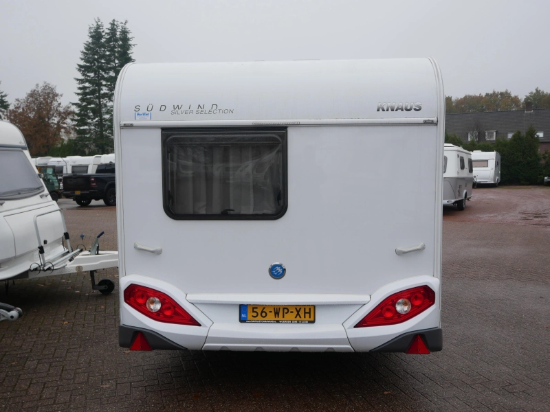 Knaus Sudwind Silver Selection 420 QD Incl. mover en fietsenrek  foto: 17