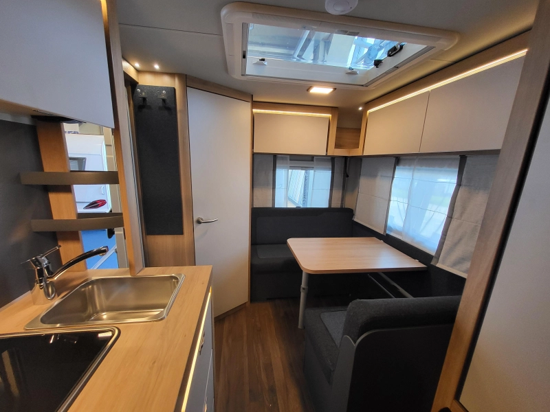 Knaus Sport 400 QD super compleet af fabriek  foto: 7