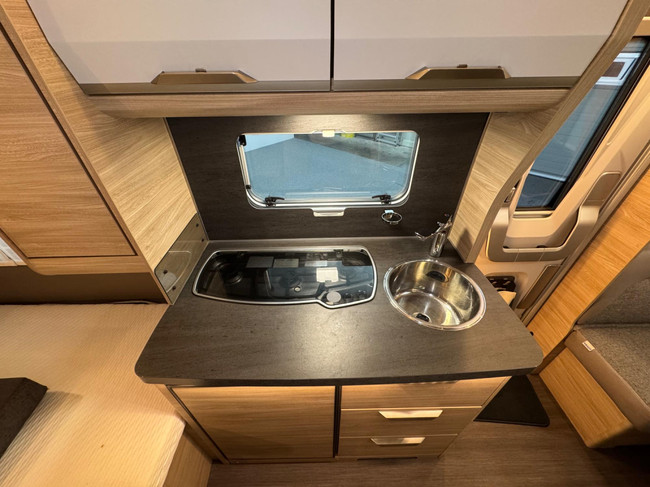 Knaus Südwind 460 EU foto: 18