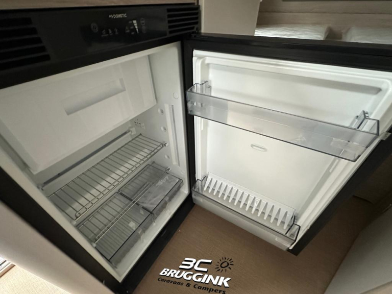 Bürstner Premio Life 480 TL - ENKELE BEDDEN  foto: 9