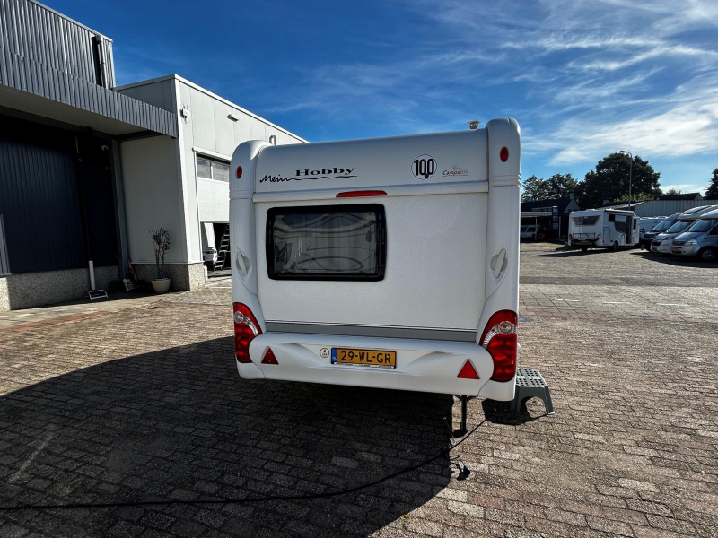Hobby De Luxe 440 SF incl. Mover, nw matrassen 