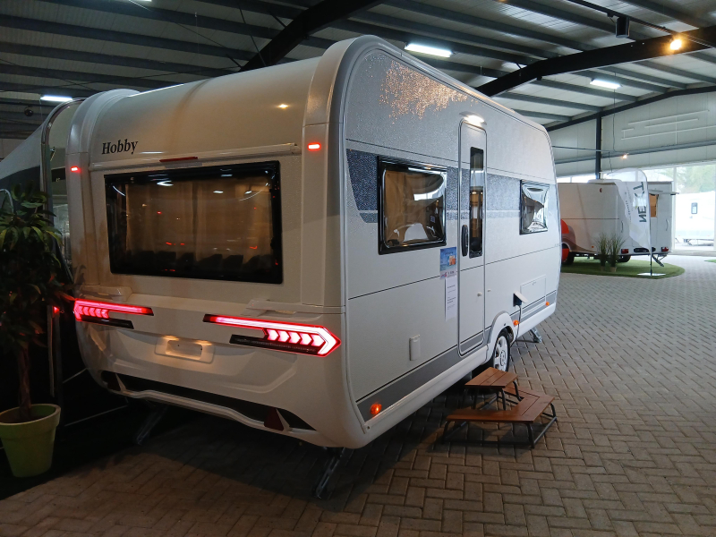 Hobby De Luxe 460 UFE  foto: 2