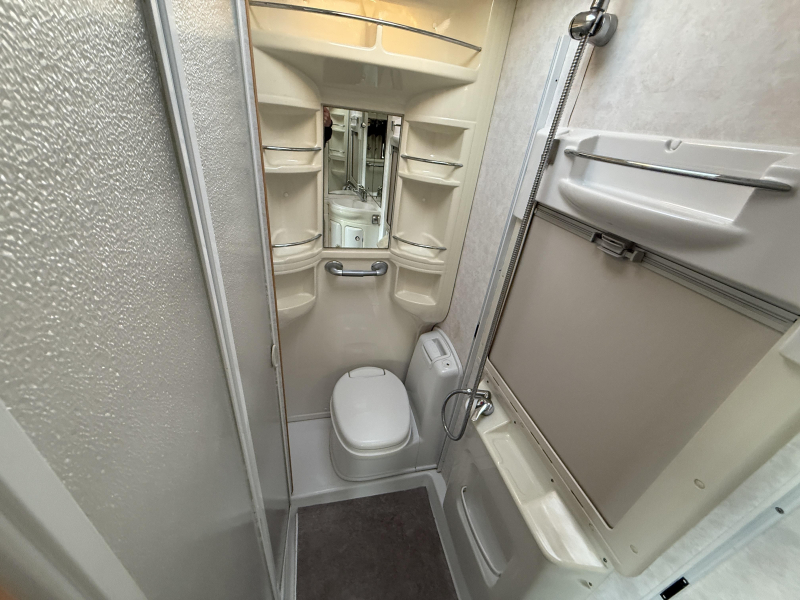 Elddis Odyssey 432 Enkele bedden, Mover Tent  foto: 5