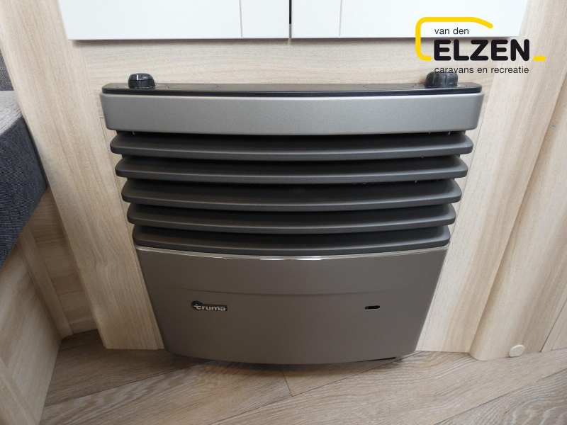 Hobby De Luxe 495 UL White Edition Actiepakket  foto: 9